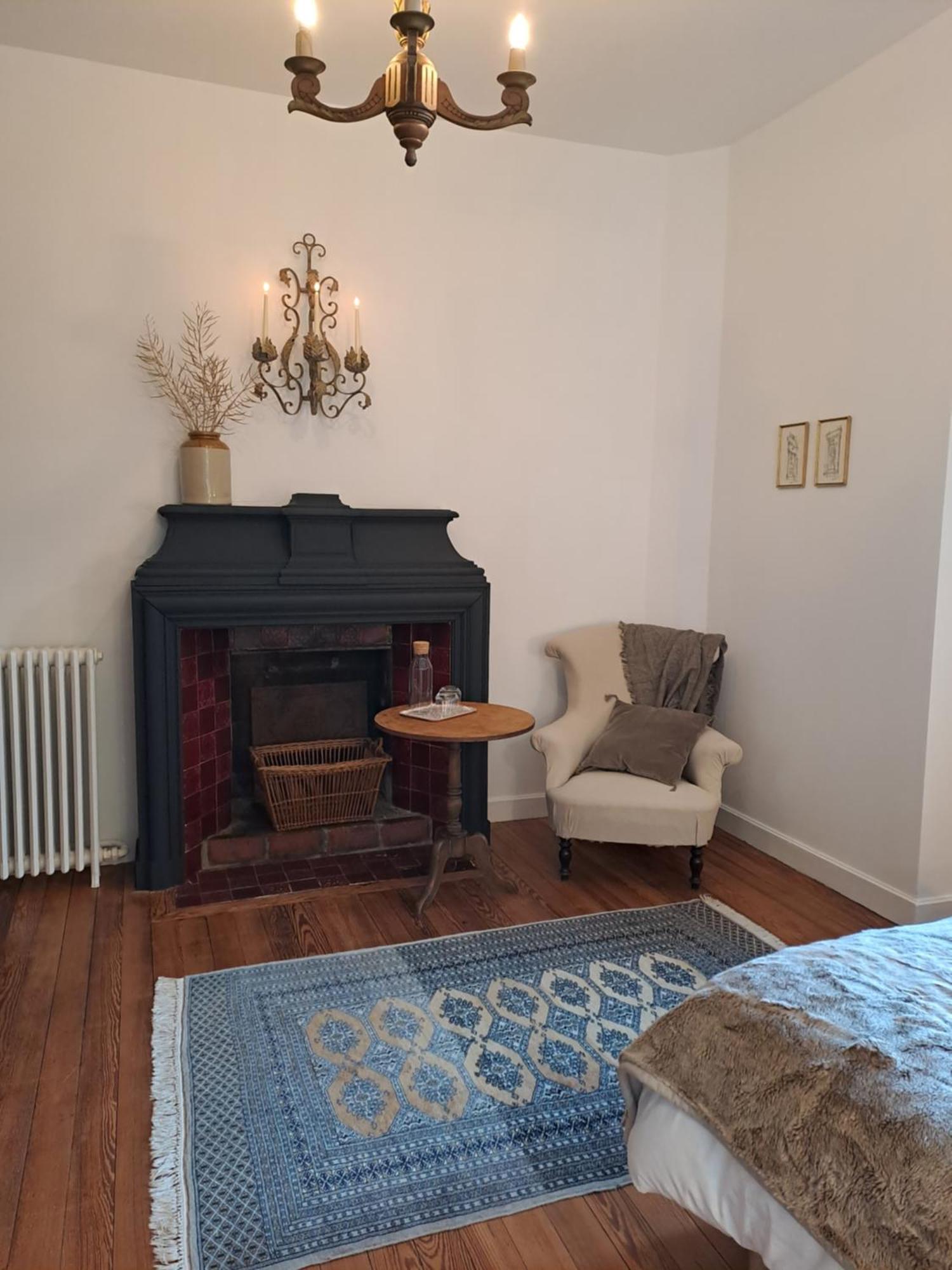 La Maison Pelloquin Bernieres-sur-Mer Room photo
